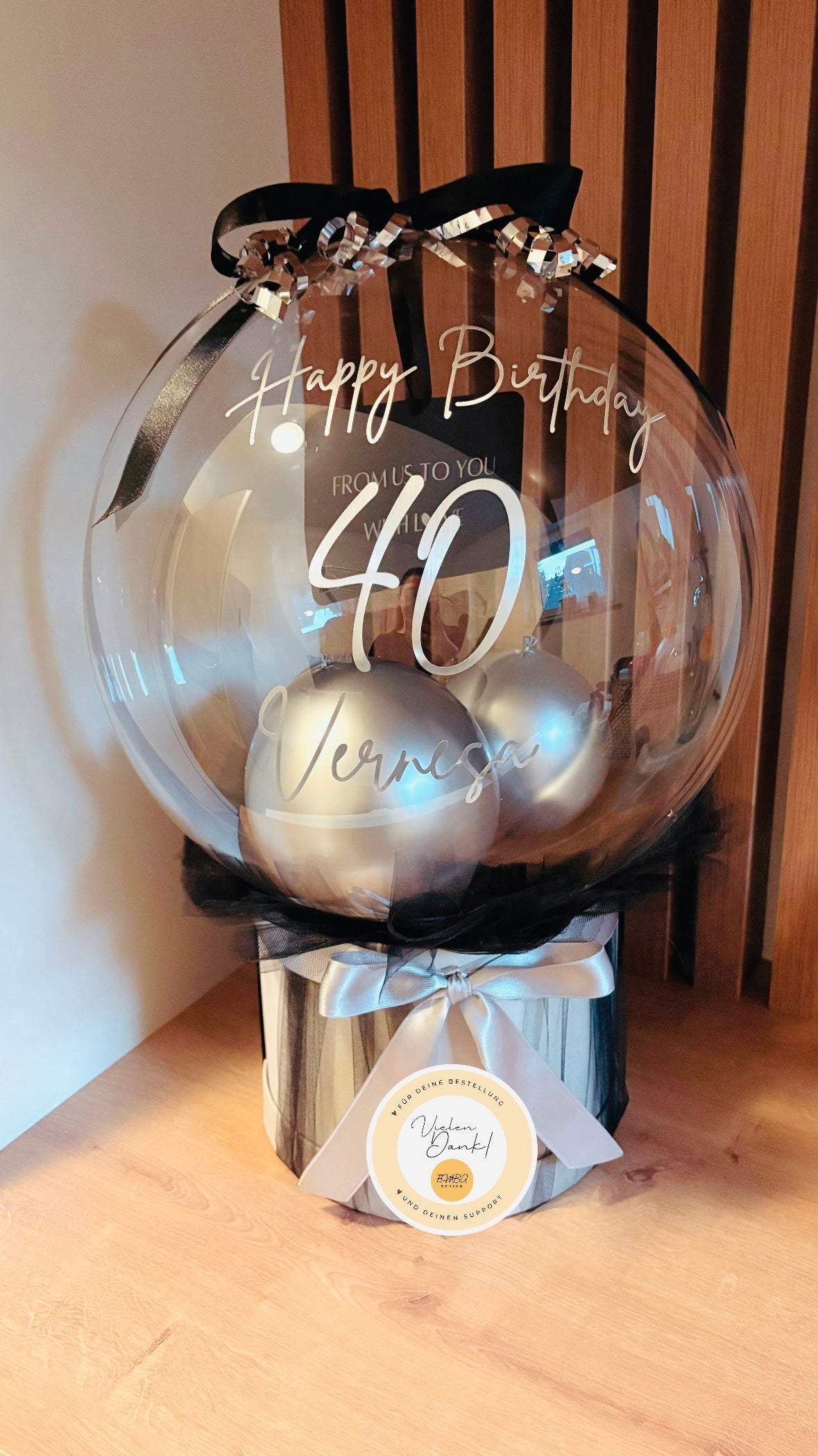 Bobo Ballon mit Box Schwarz-Silber