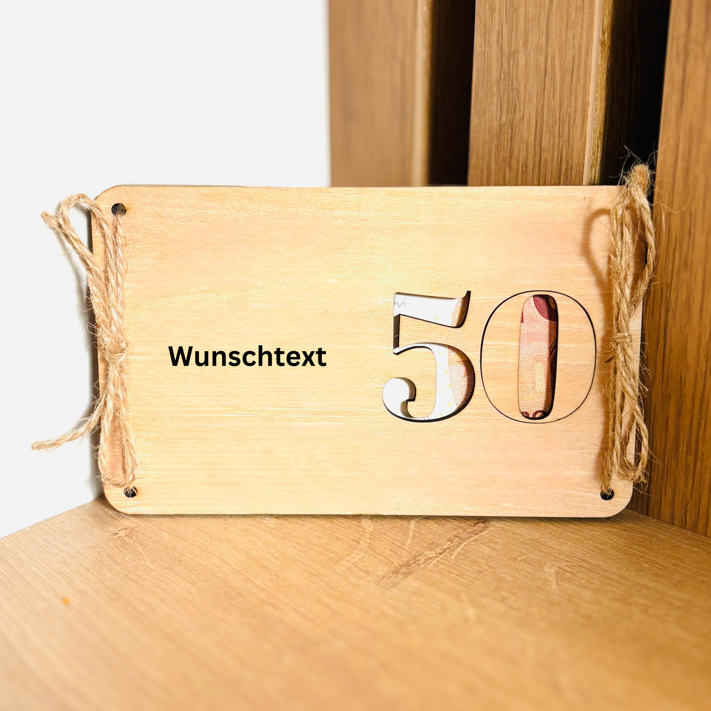 Geldgeschenk-Karte aus Holz mit Zahlen
